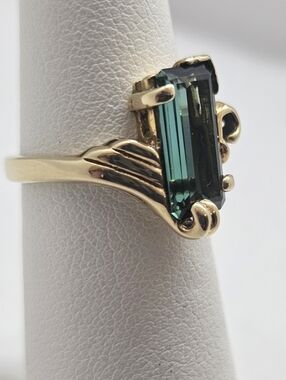 14K Yellow Gold 1.65ct Emerald Cut Green Tourmaline